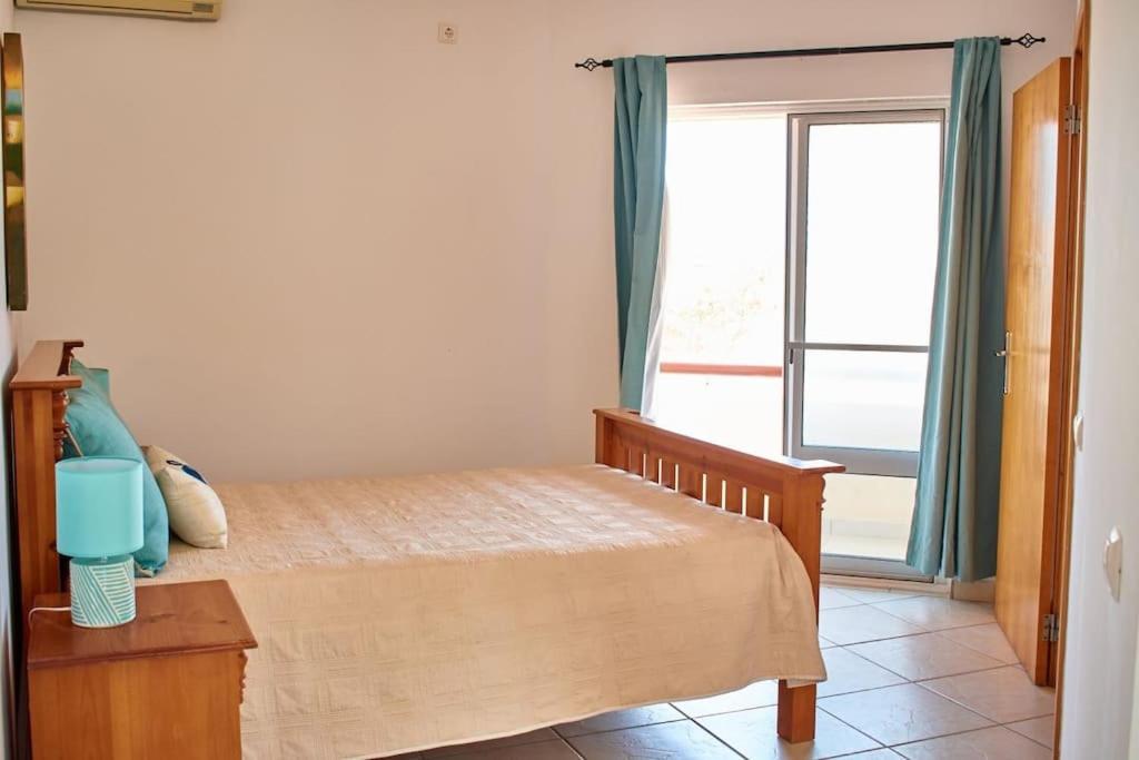 Apartamento T3 Encantador Com Piscina Wifi E Perto De Praia Santa Maria Exteriör bild